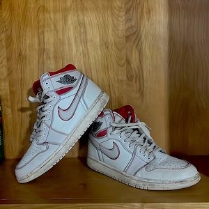 Jordan 1 Retro High (Phantom Gym Red)